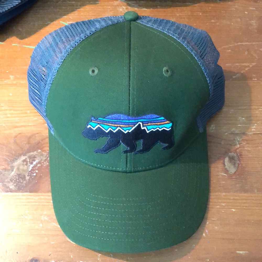 Green Patagonia hat
